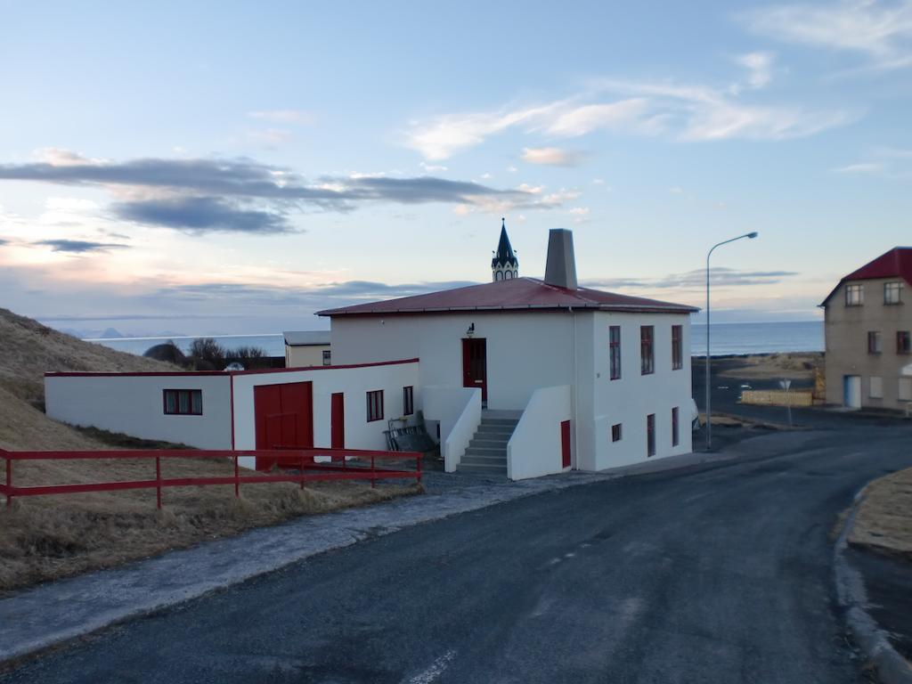 Guesthouse Tilraun Блондуос Екстериор снимка