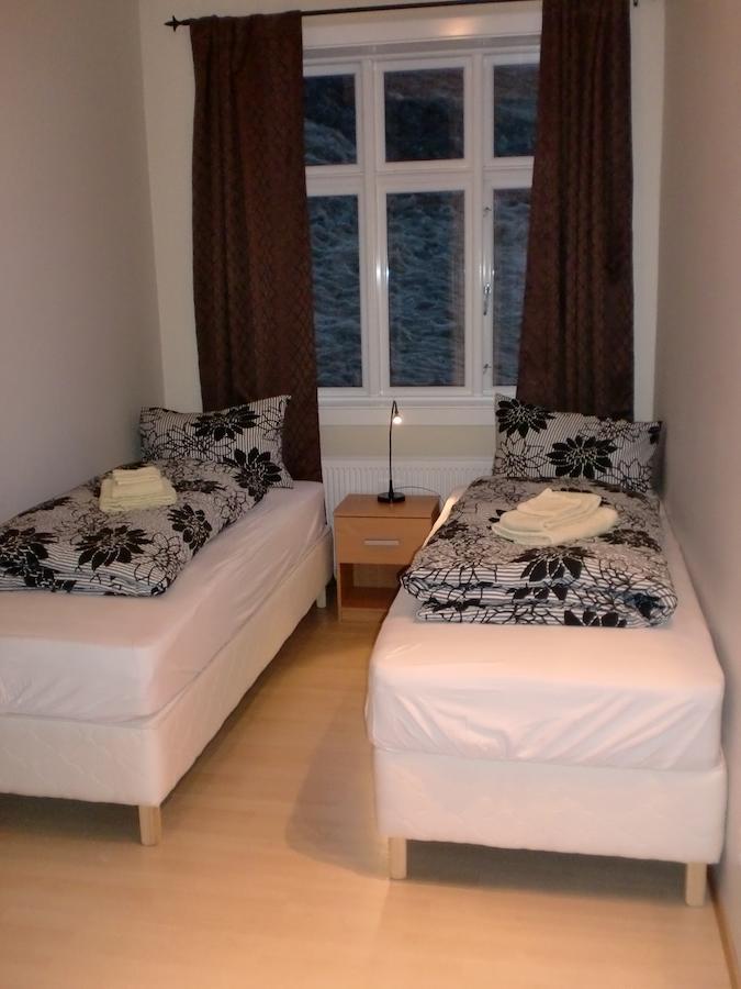 Guesthouse Tilraun Блондуос Стая снимка